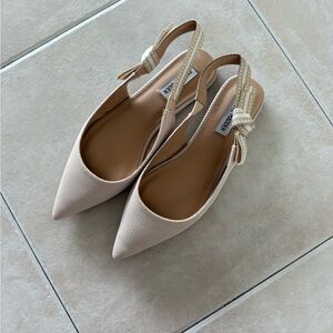Steve Madden Beige Textured Slingback Flats